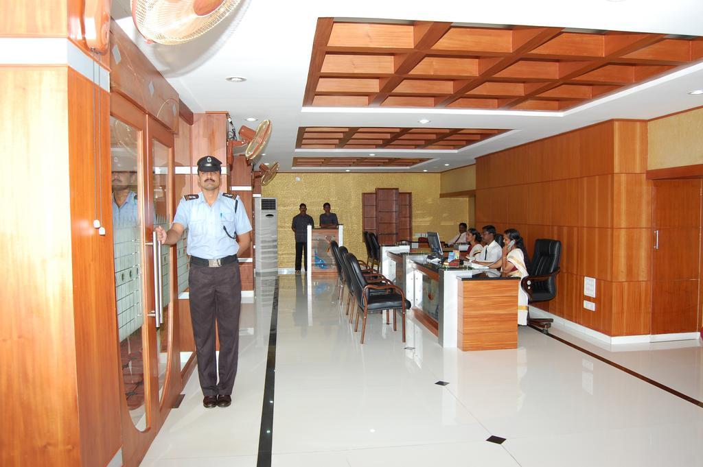 Kpm Regency Palakkad Exterior foto