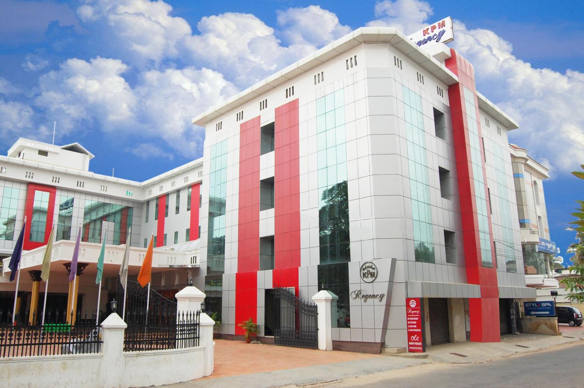 Kpm Regency Palakkad Exterior foto
